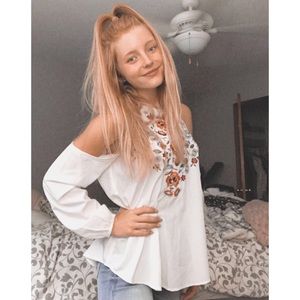 White cold shoulder floral embroidered blouse